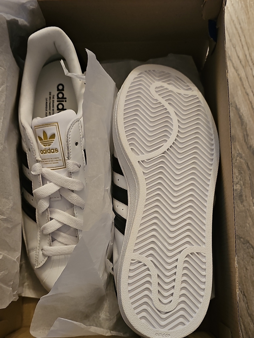 NWT adidas Women's Superstar II White Sneakers with Black Stripes - Picture 7 of 7